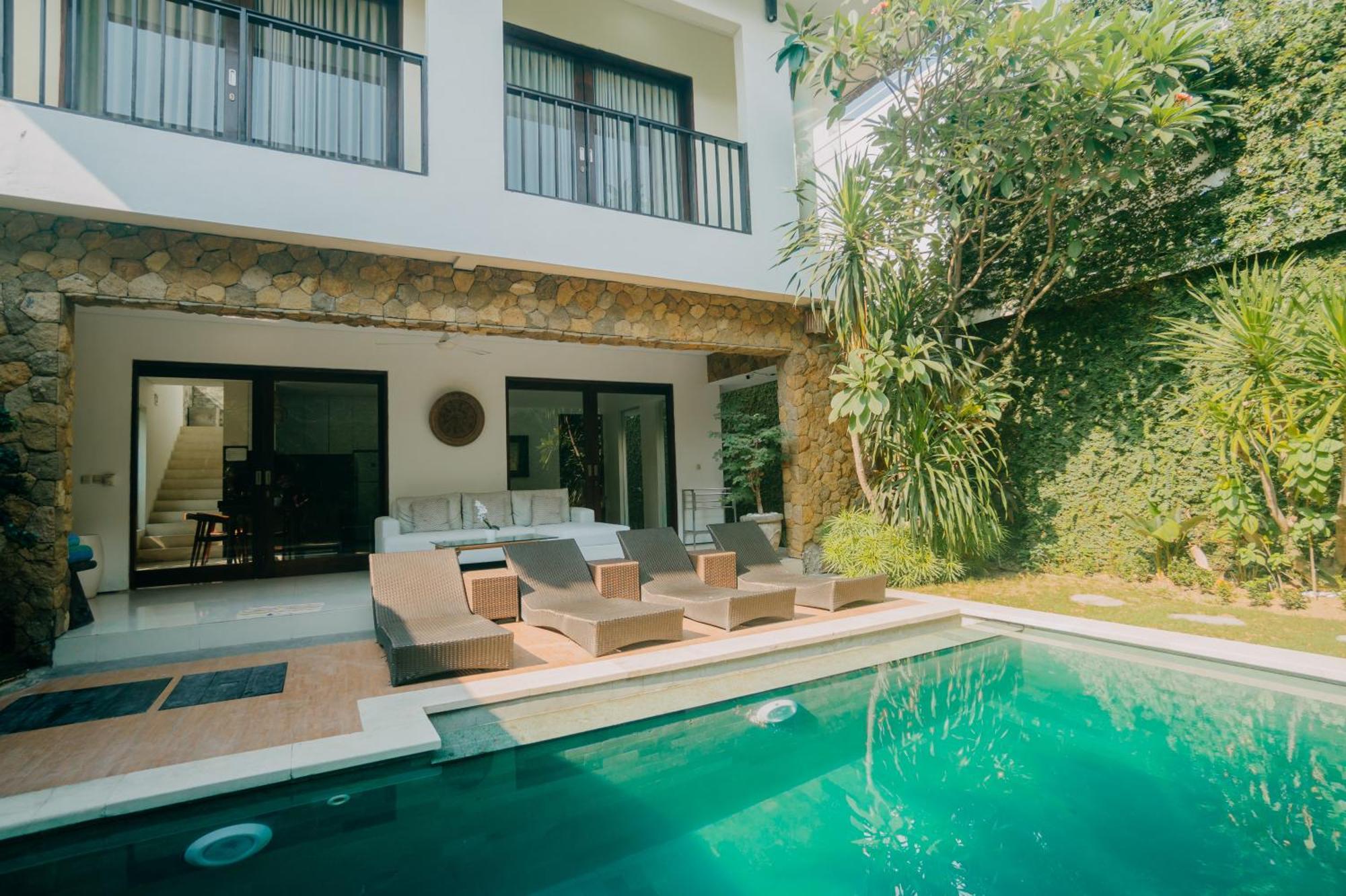 Villa C31 Seminyak Exterior photo